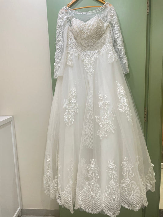 Catholic Gown 15