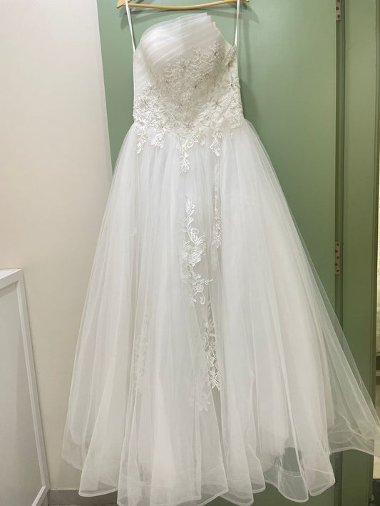 Catholic Gown 10
