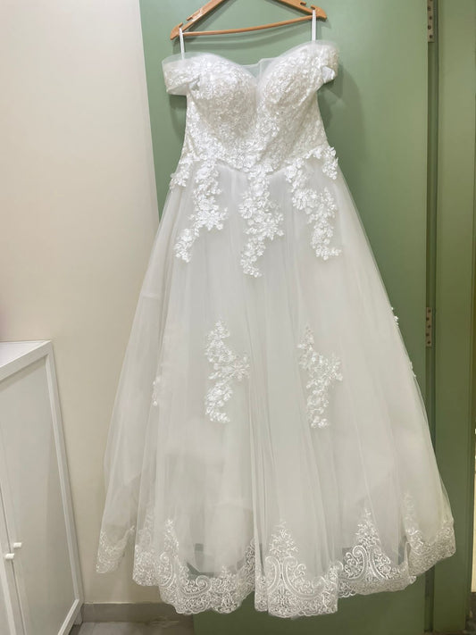 Catholic Gown 7