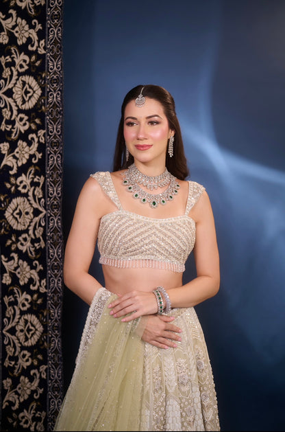 Aabroo by Asiana Couture