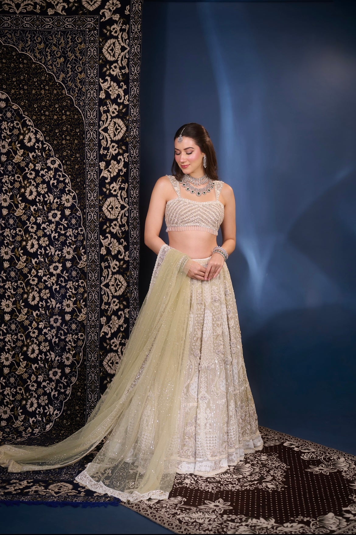 Aabroo by Asiana Couture