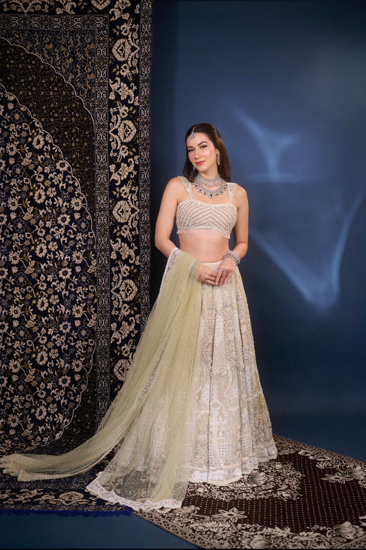 Aabroo by Asiana Couture