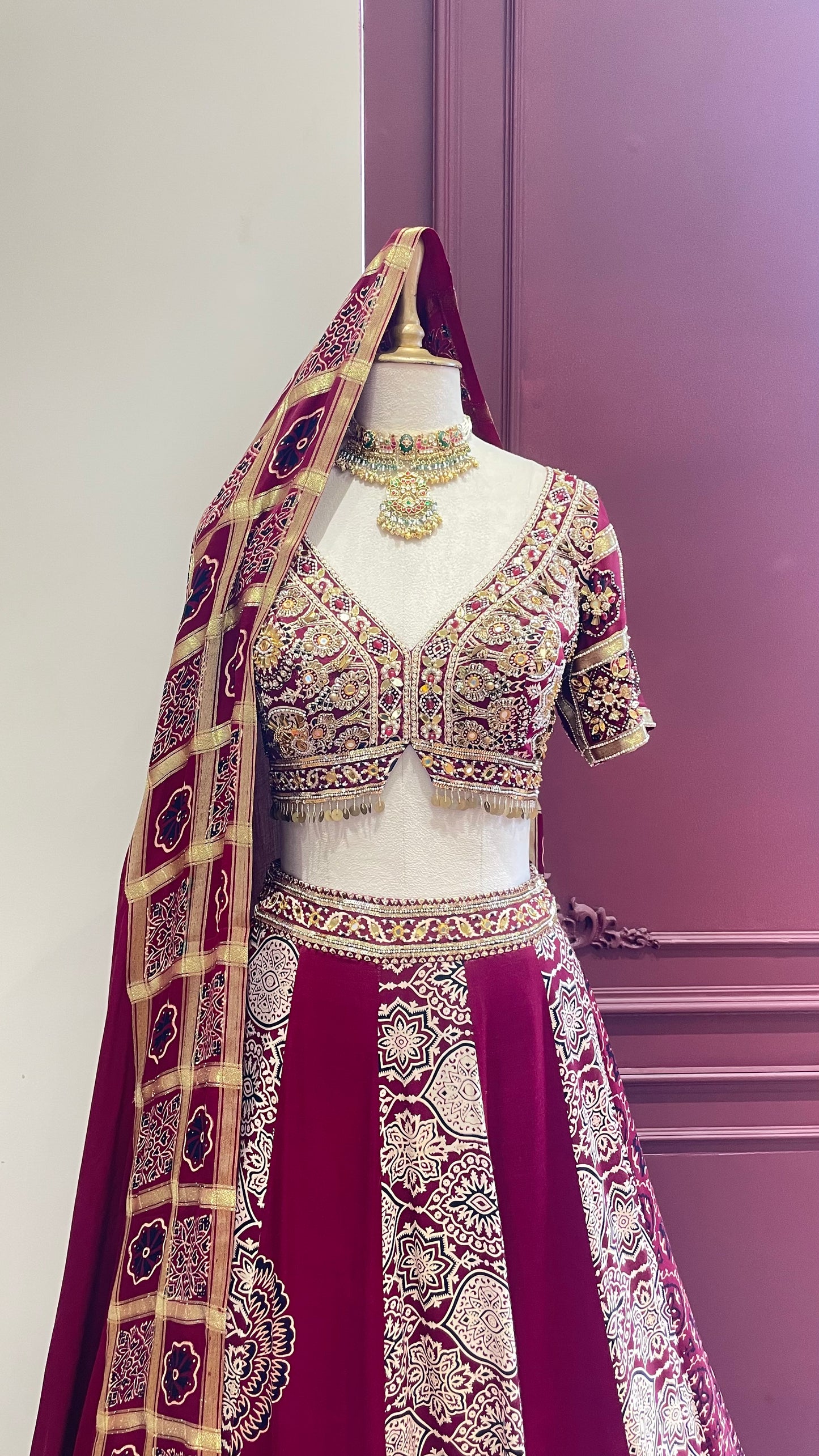 Manohari