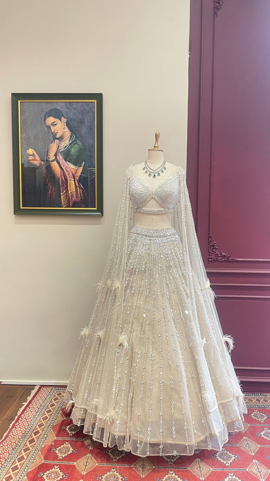 Pari by Frontier