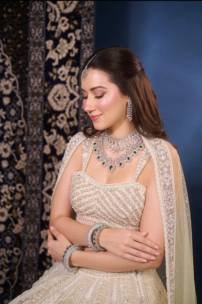 Aabroo by Asiana Couture