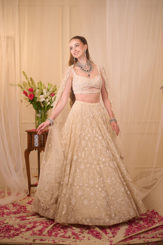 Glam Aaina