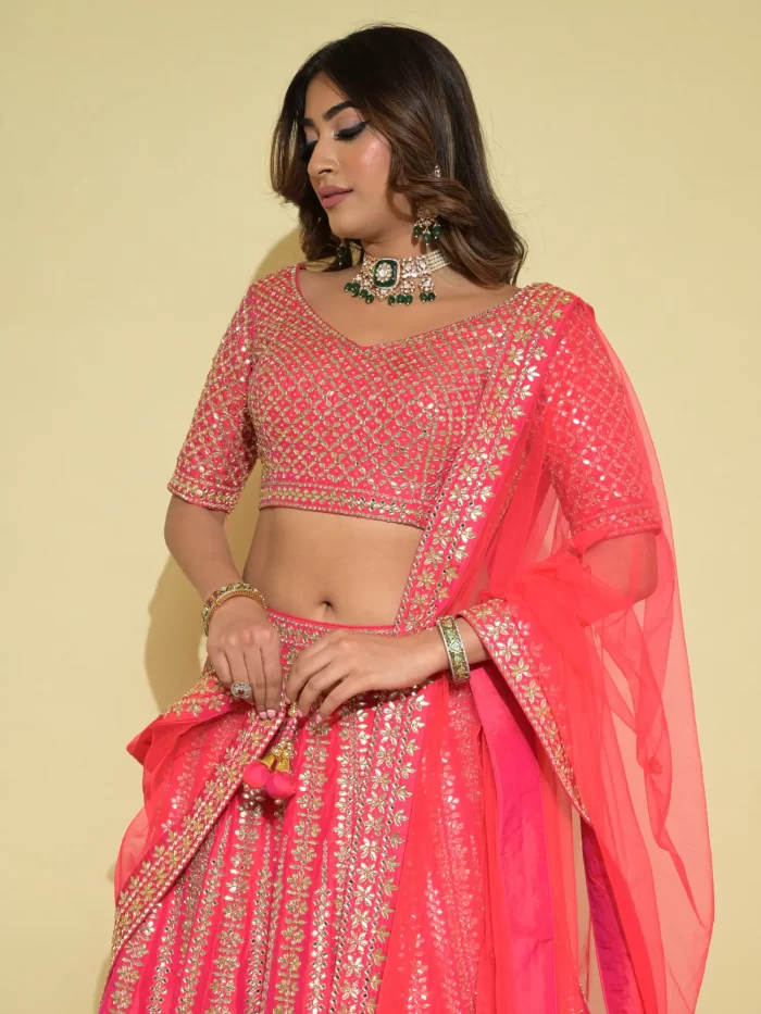 Qunut Gota Lehenga