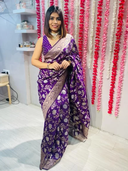 Purple Handloom Pure Katan Silk Banarasi Saree With Sona Rupa Cutwork –  WeaverStory